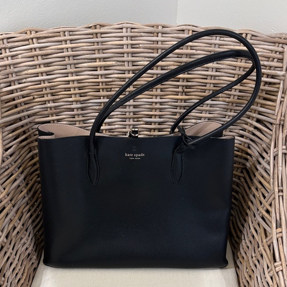 kate spade Handbags - Kate Spade Classic Black Tote